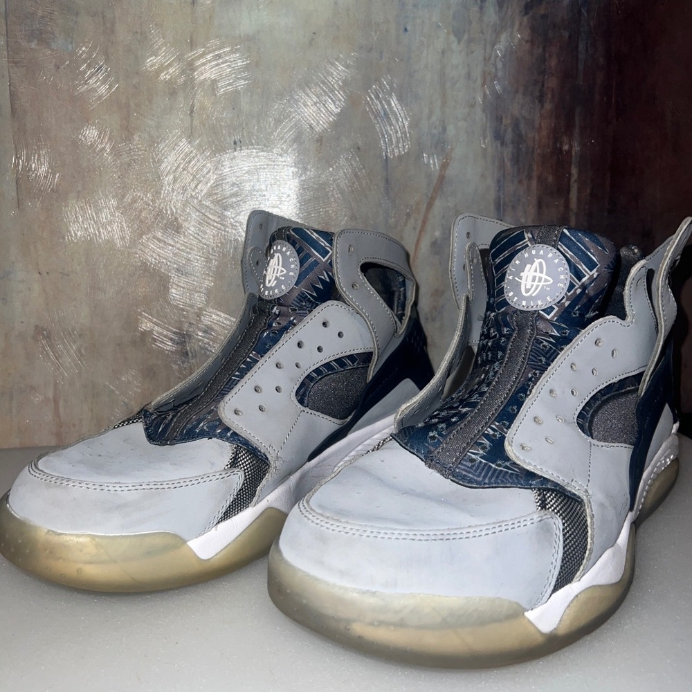 Nike Air Huarache Flight Mens 10.5 Grey Navy Good 705005-001 Geometric Rare